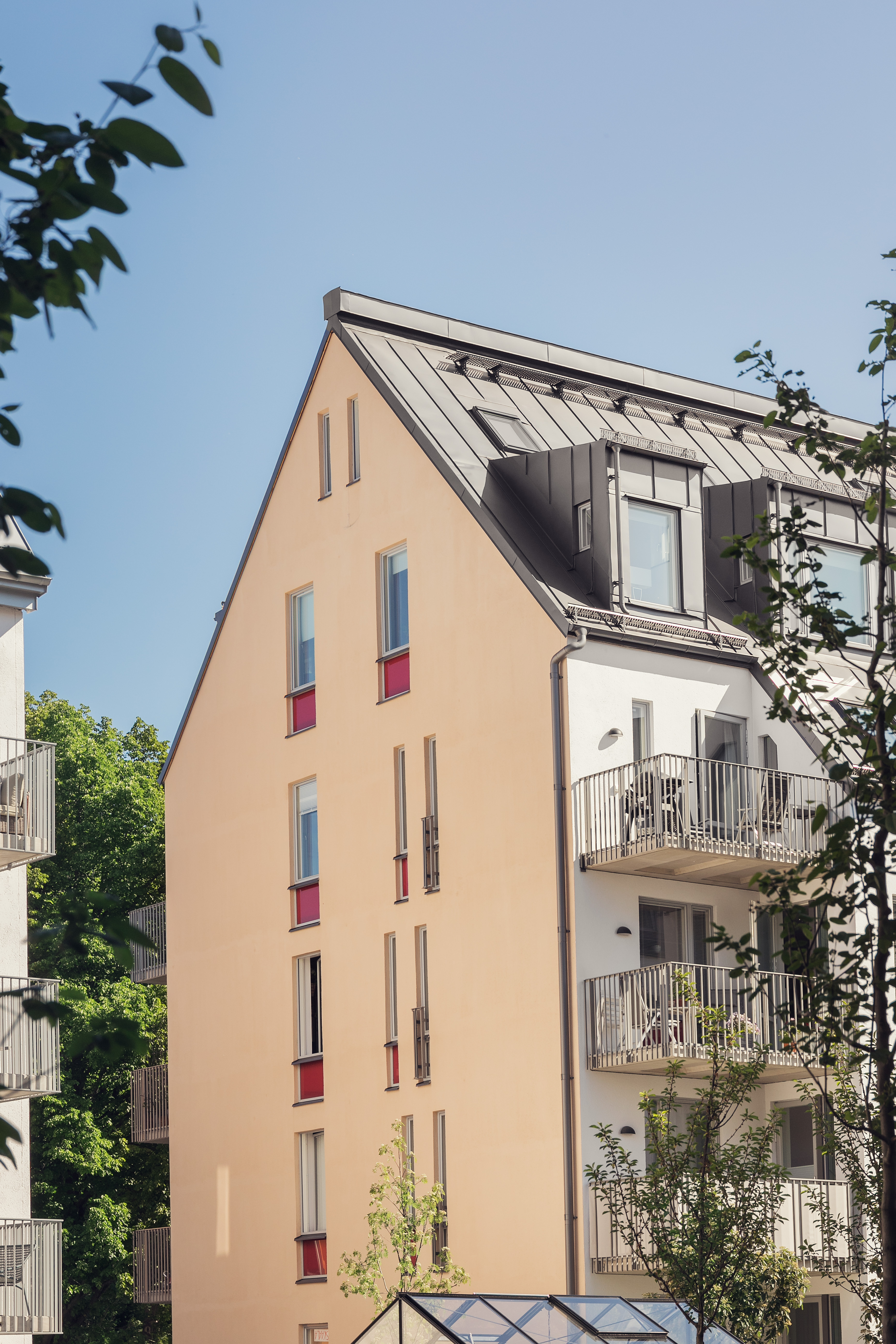 Märtas Berså, flerbostadshus Sollentuna 3