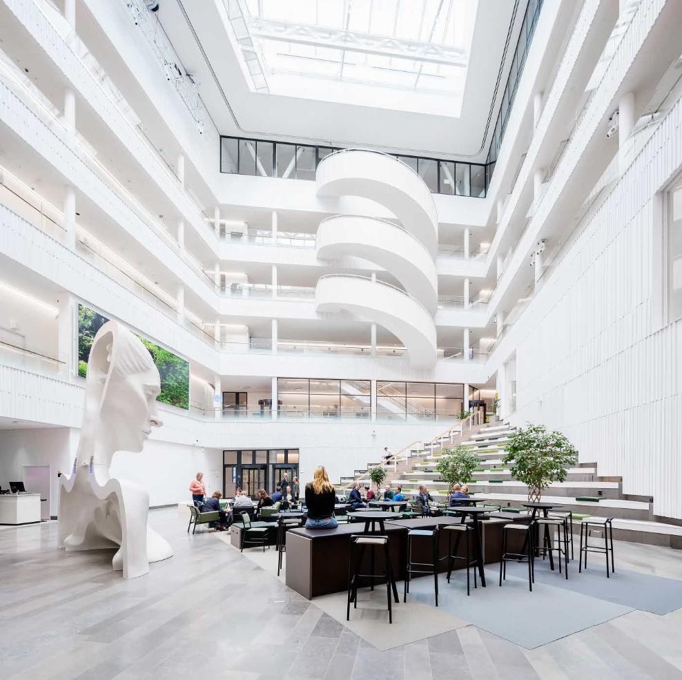 Pyramiden, SEB:s huvudkontor Solna 0